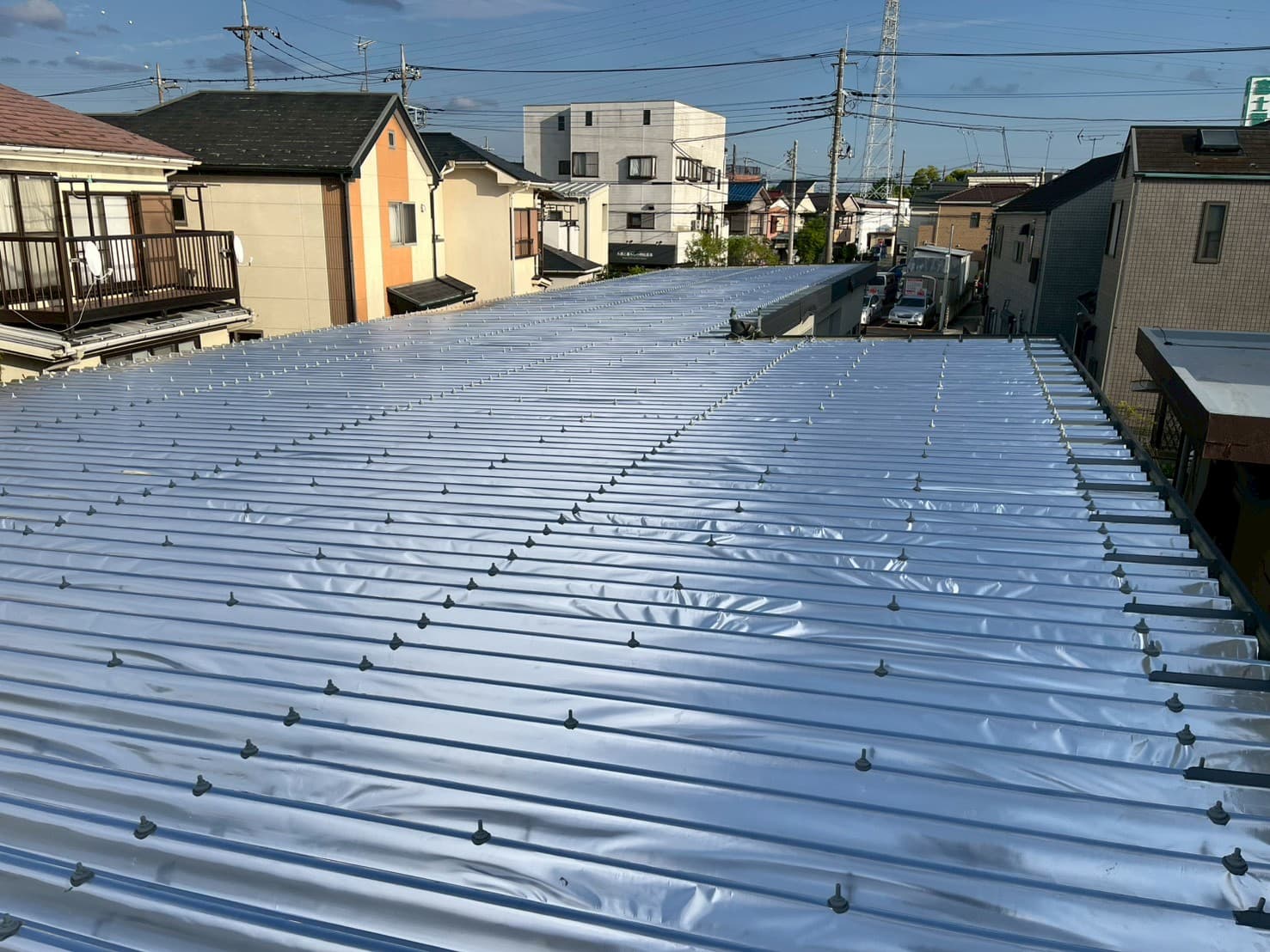株式会社フロアエージェント様・施工完了後の屋根（その3）