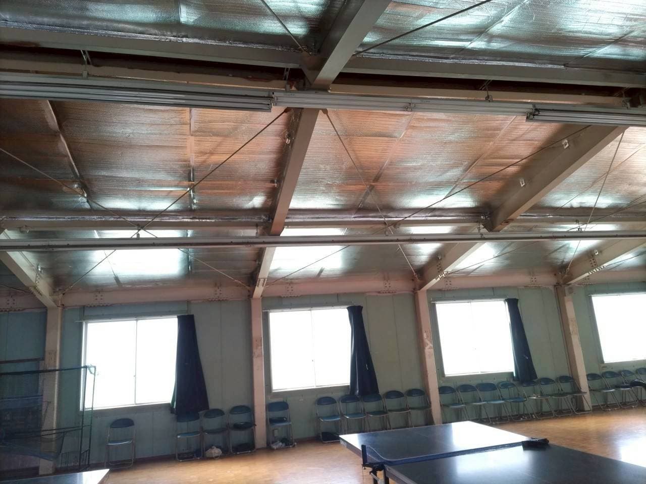 埼玉県立蕨高等学校・施工完了後。天井にサーモバリアを設置した状態（その2）